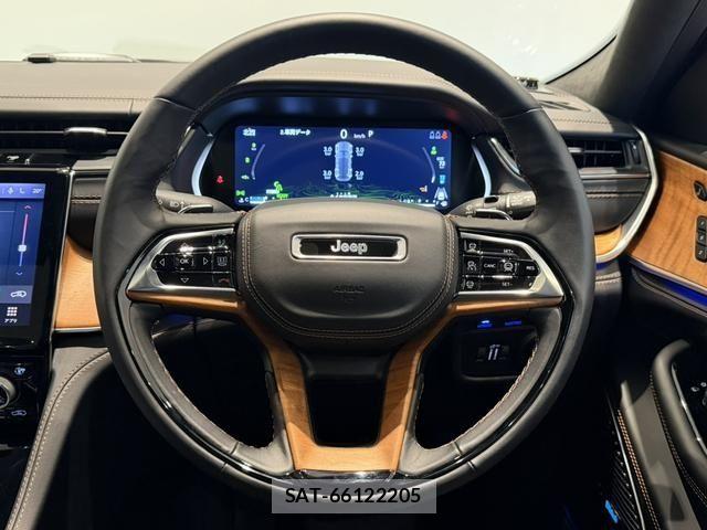 Jeep GRAND CHEROKEE 2023-07 8742896-11