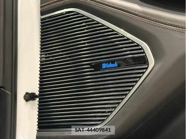 Jeep GRAND CHEROKEE 2024-04 8829599-9