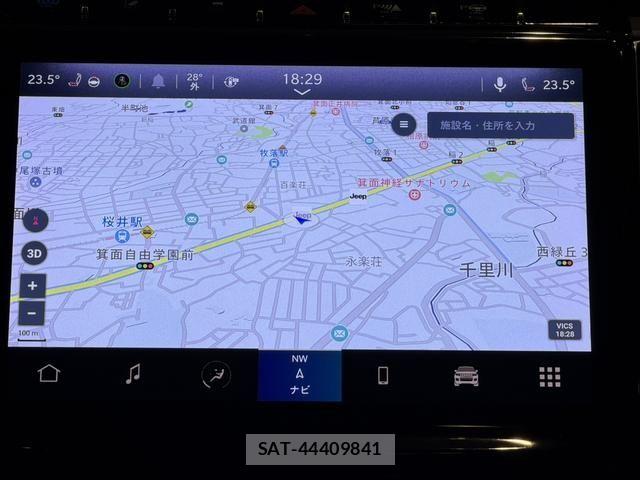 Jeep GRAND CHEROKEE 2024-04 8829599-5