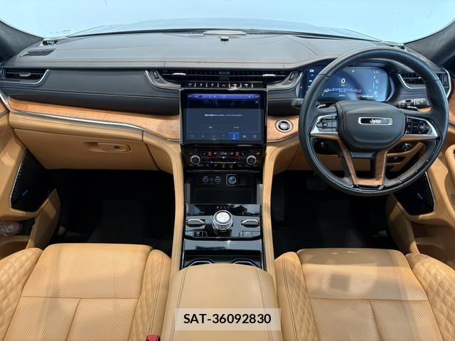 Jeep GRAND CHEROKEE 2023-08 8871211-10