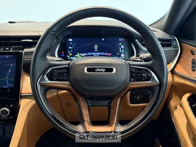 Jeep GRAND CHEROKEE 2023-08 8871211-11