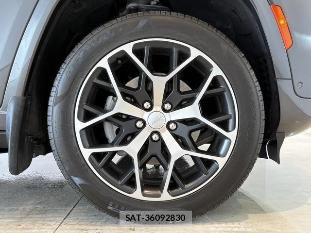Jeep GRAND CHEROKEE 2023-08 8871211-18