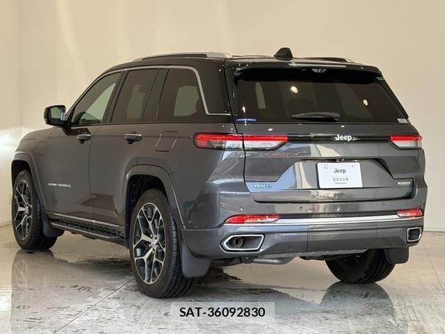 Jeep GRAND CHEROKEE 2023-08 8871211-2