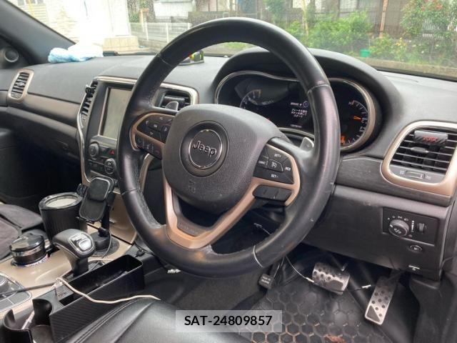Jeep GRAND CHEROKEE 2016-03 8880209-14