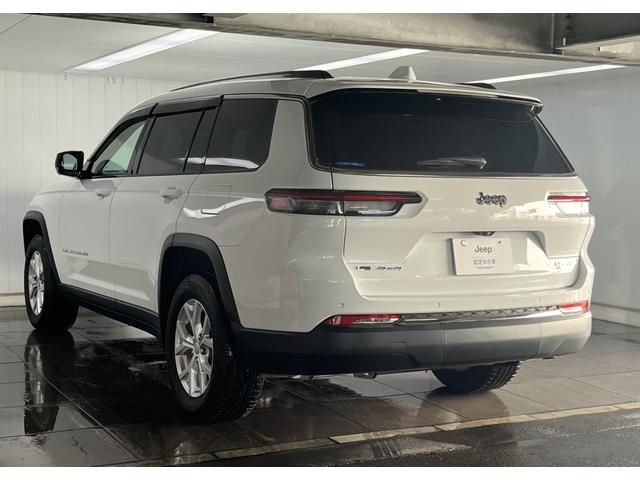 Jeep GRAND CHEROKEE 2023-01 1546133-2