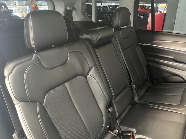 Jeep GRAND CHEROKEE 2023-01 1546133-4