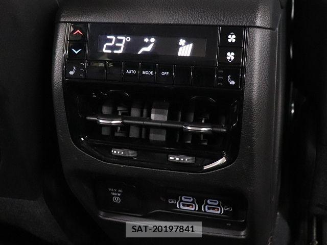Jeep GRAND CHEROKEE 2023-04 6498731-28