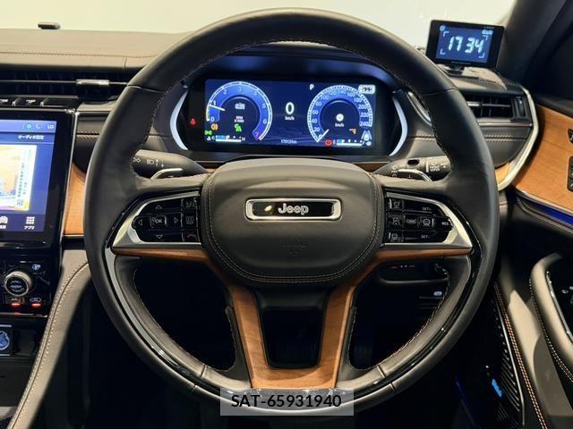 Jeep GRAND CHEROKEE 2023-04 6498719-12