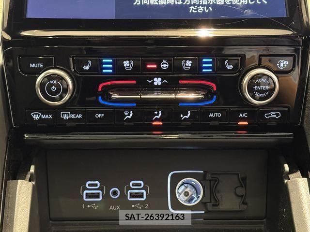 Jeep GRAND CHEROKEE 2025-04 7020654-17