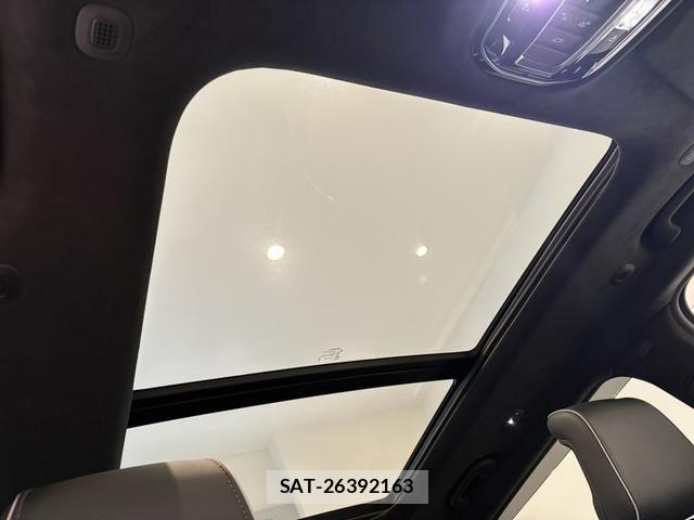 Jeep GRAND CHEROKEE 2025-04 7020654-8