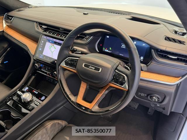 Jeep GRAND CHEROKEE 2024-07 7220046-1