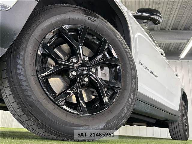 Jeep GRAND CHEROKEE 2023-08 7501016-18