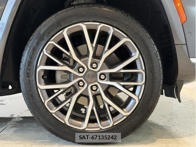Jeep GRAND CHEROKEE 2025-03 7724393-18