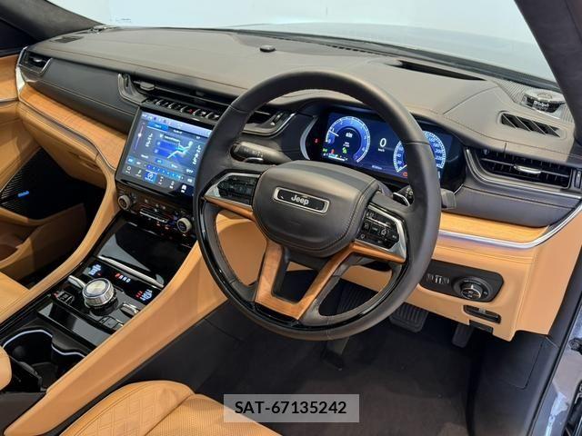 Jeep GRAND CHEROKEE 2025-03 7724393-1