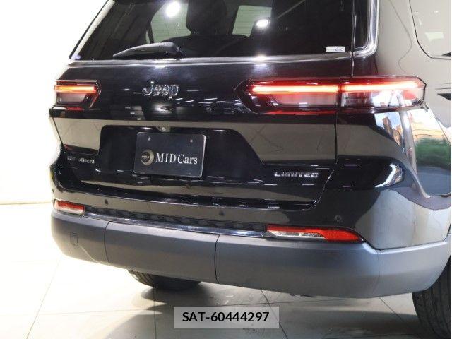 Jeep GRAND CHEROKEE 2022-08 8099783-17