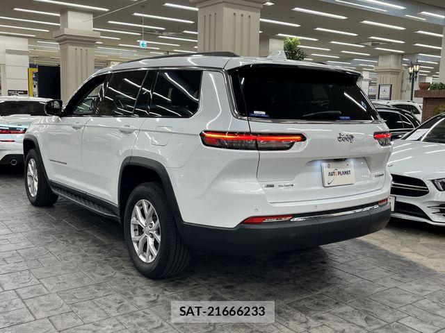 Jeep GRAND CHEROKEE 2022-08 8525303-11