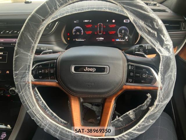 Jeep GRAND CHEROKEE 2023-09 8659599-10