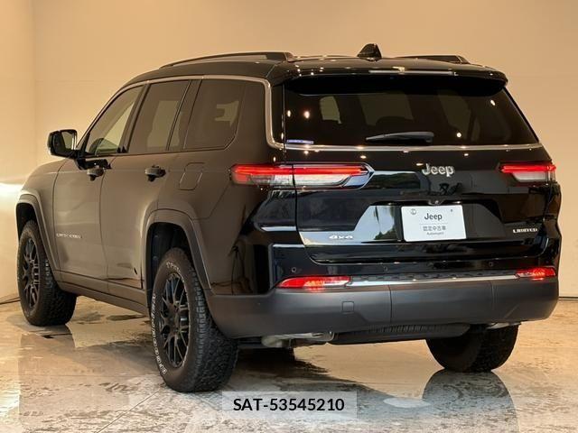 Jeep GRAND CHEROKEE 2024-02 8742911-2