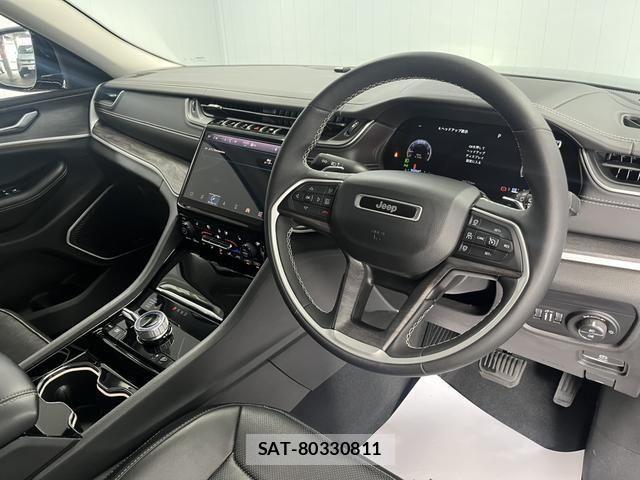 Jeep GRAND CHEROKEE 2024-03 8742914-1