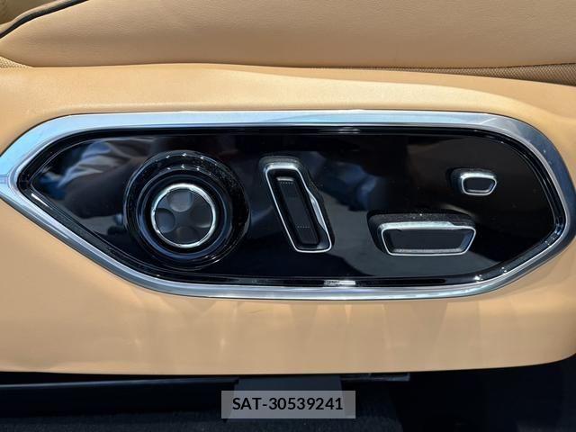 Jeep GRAND CHEROKEE 2024-07 8871218-13