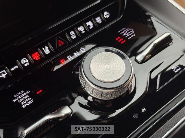 Jeep Grand Wagoneer 2025-04 6672031-24
