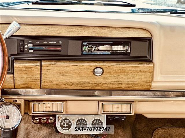 Jeep Grand Wagoneer 1990-01 6994415-11