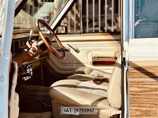 Jeep Grand Wagoneer 1990-01 6994415-12