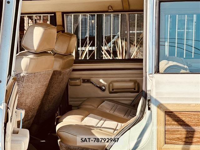 Jeep Grand Wagoneer 1990-01 6994415-13