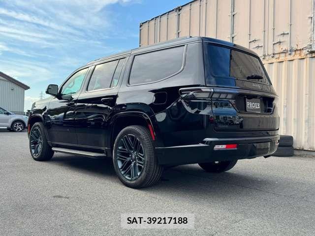 Jeep Grand Wagoneer 2026-01 8796266-16