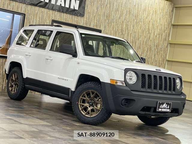 Jeep PATRIOT 2011-12 1345938-19
