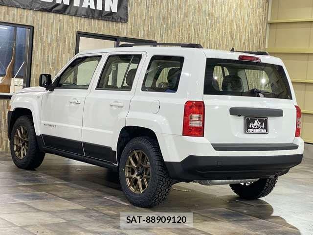 Jeep PATRIOT 2011-12 1345938-2
