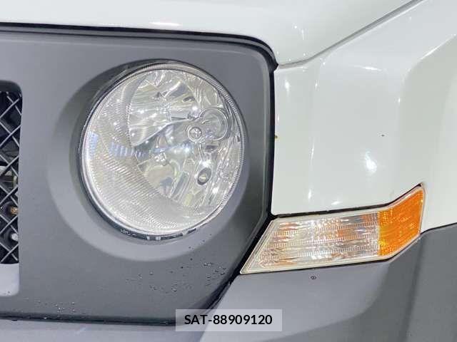 Jeep PATRIOT 2011-12 1345938-7
