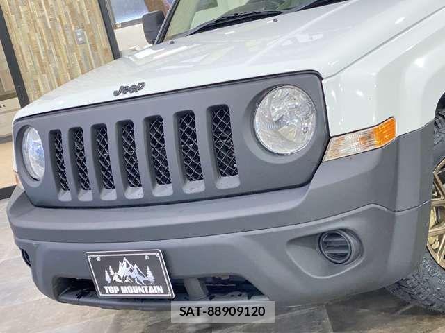 Jeep PATRIOT 2011-12 1345938-8