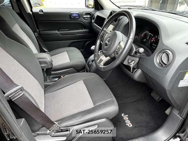 Jeep PATRIOT 2012-07 7455017-5