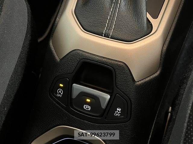 Jeep RENEGADE 2018-02 826143-10