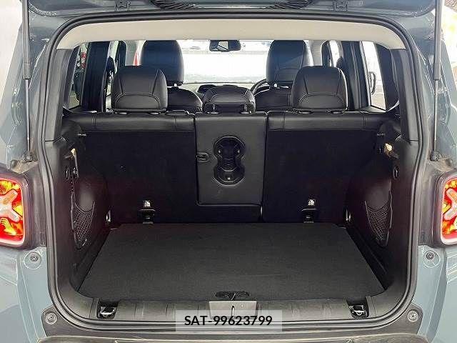 Jeep RENEGADE 2018-02 826143-12