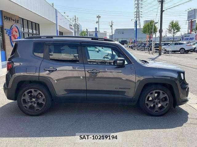 Jeep RENEGADE 2021-04 1029468-14