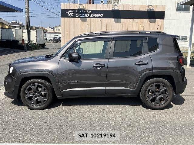 Jeep RENEGADE 2021-04 1029468-15