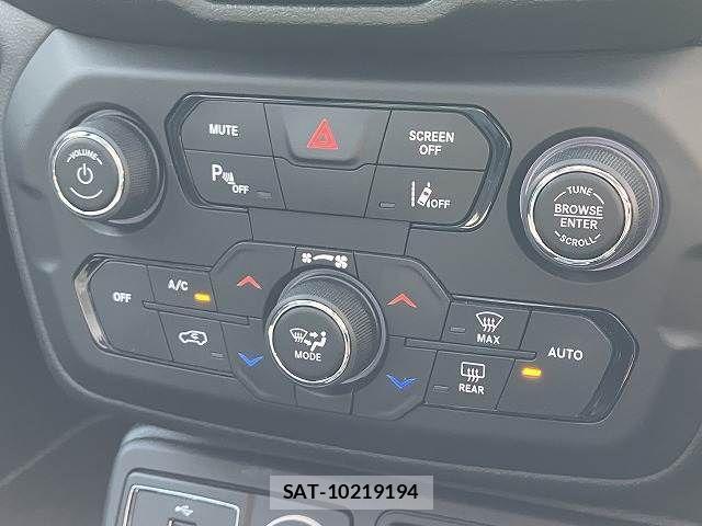 Jeep RENEGADE 2021-04 1029468-5