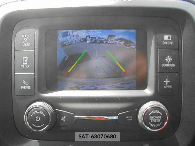 Jeep RENEGADE 2017-04 1189756-21