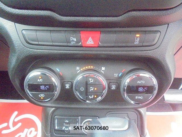 Jeep RENEGADE 2017-04 1189756-23