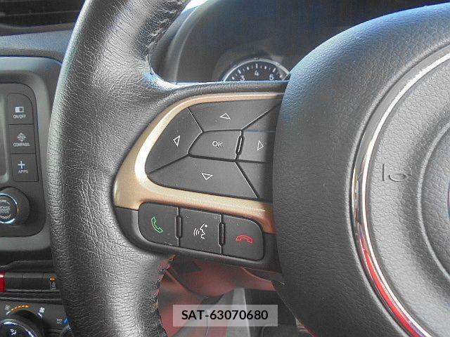 Jeep RENEGADE 2017-04 1189756-26