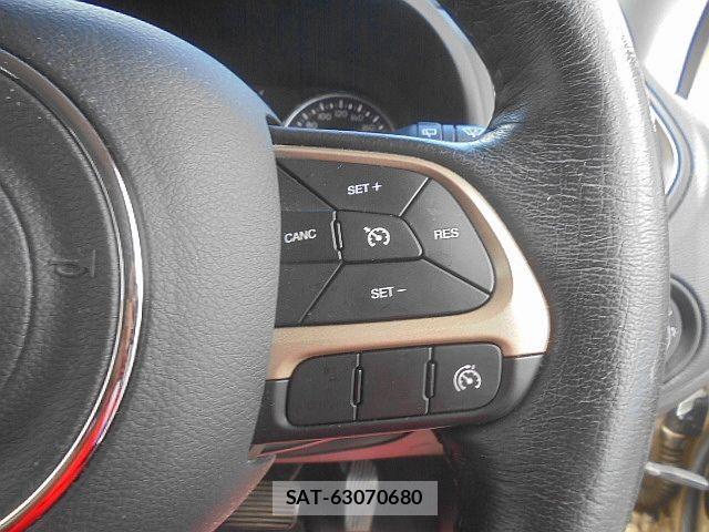 Jeep RENEGADE 2017-04 1189756-27