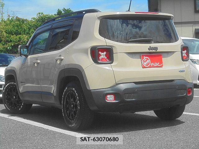 Jeep RENEGADE 2017-04 1189756-2
