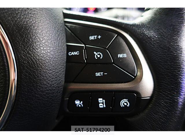 Jeep RENEGADE 2018-11 1310614-17