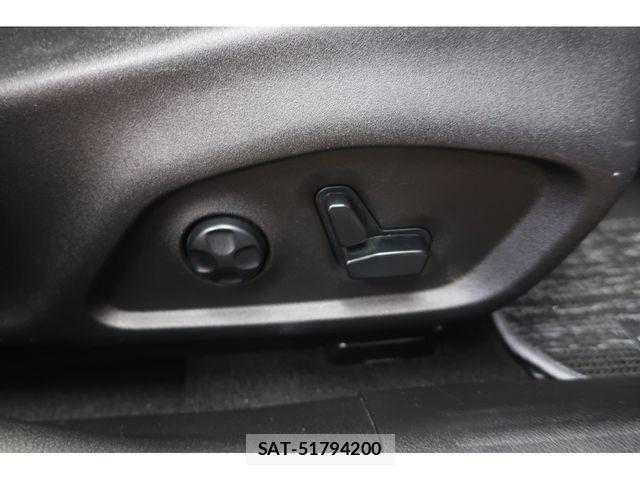 Jeep RENEGADE 2018-11 1310614-25