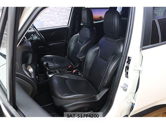 Jeep RENEGADE 2018-11 1310614-26