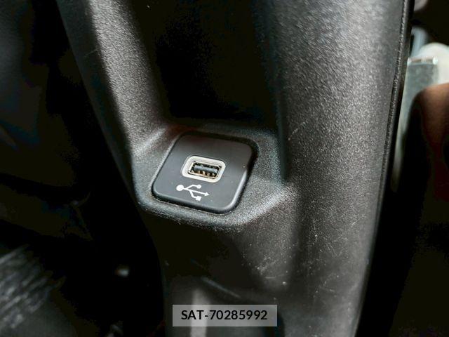 Jeep RENEGADE 2024-02 1412932-27