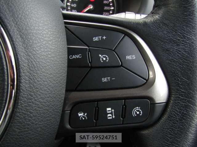 Jeep RENEGADE 2020-09 1585966-3