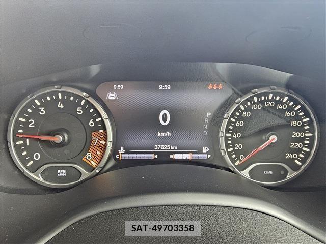 Jeep RENEGADE 2021-01 1660940-16